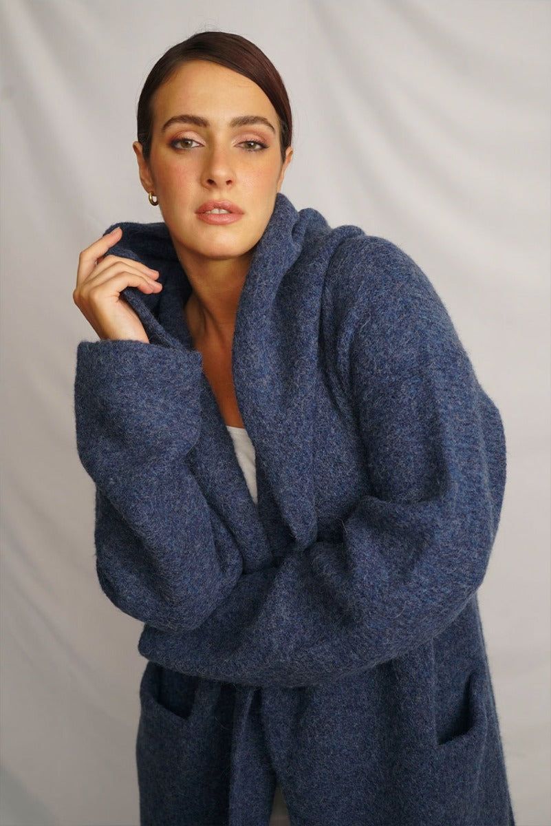 Belen Langer Cardigan / Strickmantel mit Kapuze