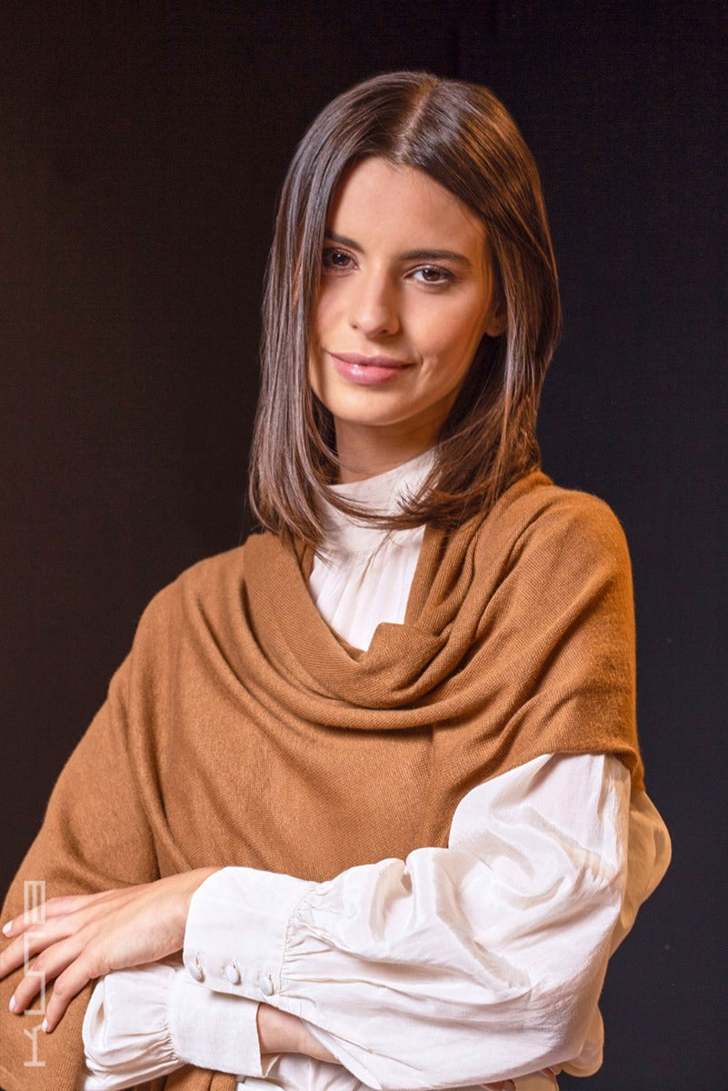 Bouveret 100 % Vicuna-Strickschal