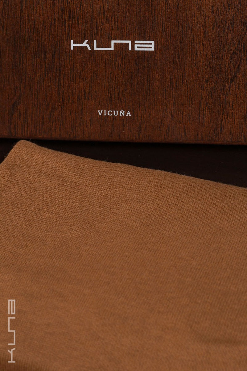 Bouveret 100 % Vicuna-Strickschal