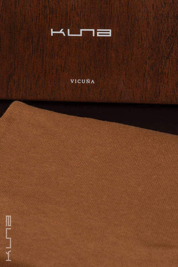 Bouveret 100 % Vicuna-Strickschal