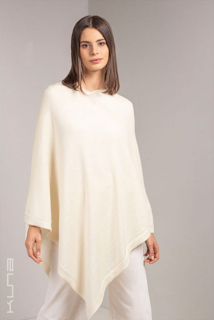 Almendra Baby Alpaca Poncho