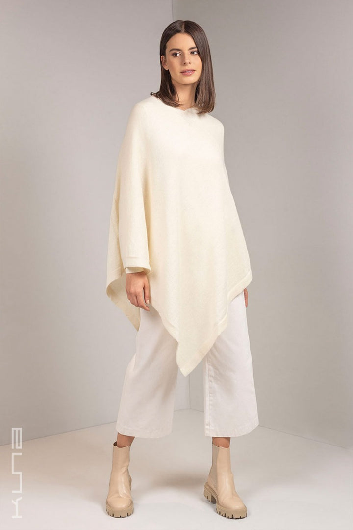 Almendra Baby Alpaca Poncho