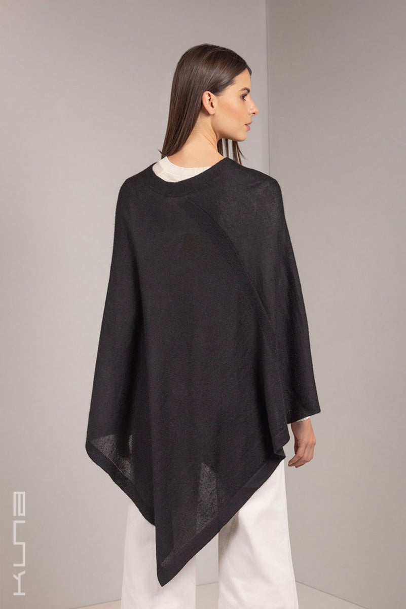 Almendra Baby Alpaca Poncho