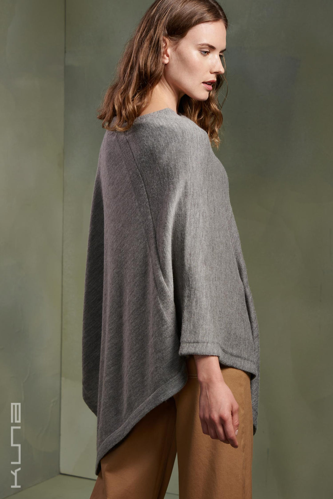 Almendra Baby Alpaca Poncho