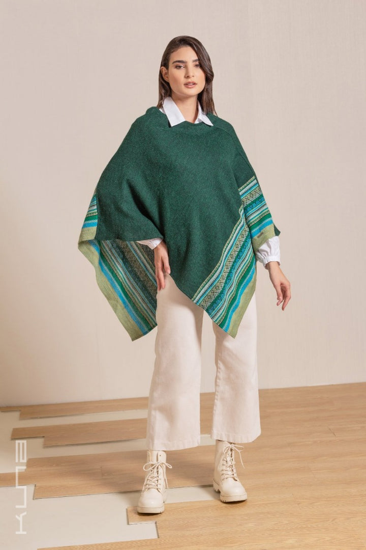 Vilcanota Poncho aus Babyalpaka