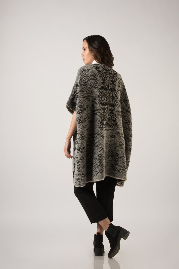 Astrid Alpaka Strickjacke