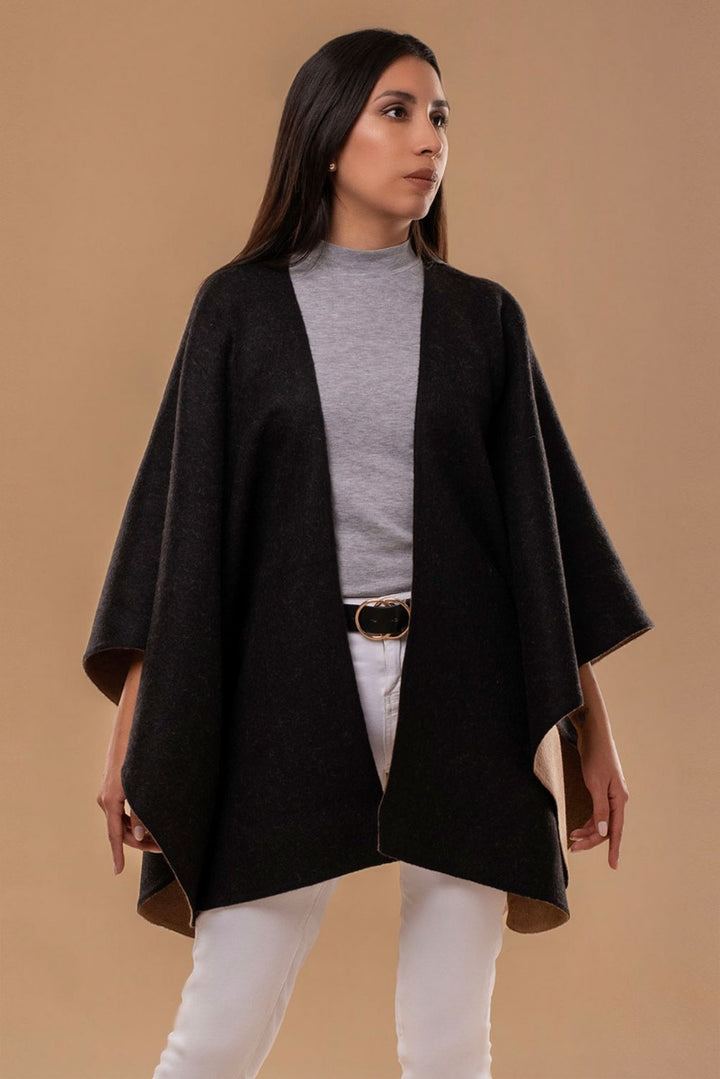 Lexi Wendbarer Cape aus Babyalpaka