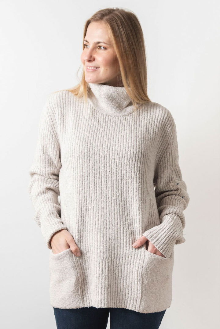 Rollkragenpullover aus Baumwolle mit Tasche