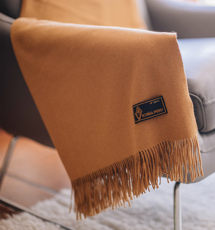 100% Vicuna Throw